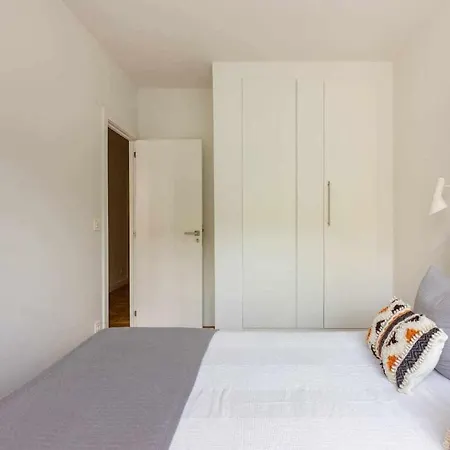 New Amara Friends & Families Parking Appartement