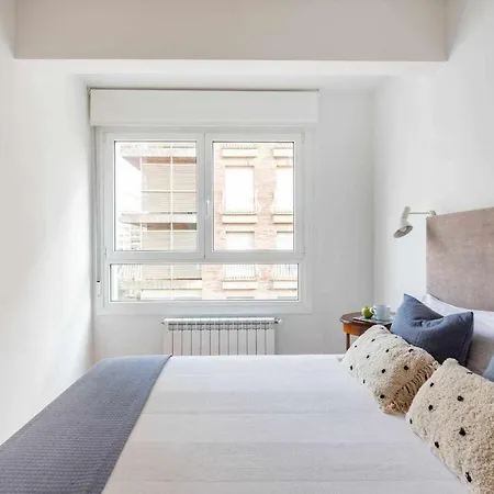 New Amara Friends & Families Parking Appartement