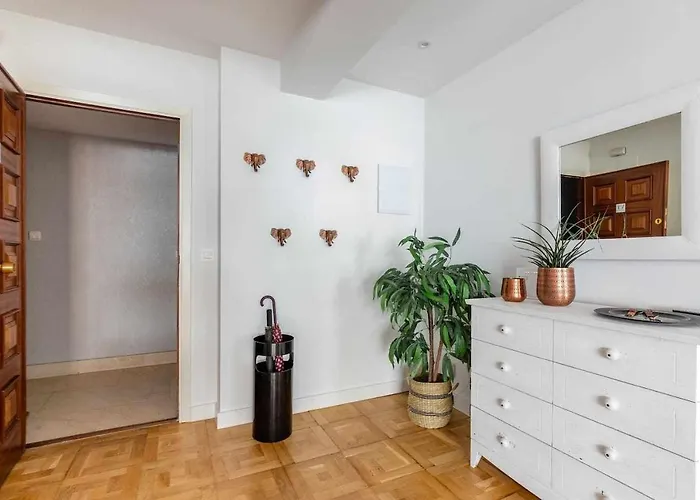 New Amara Friends & Families Parking Apartment *