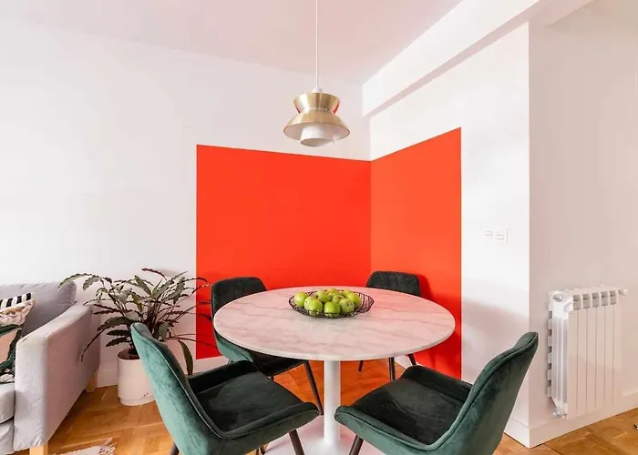 New Amara Friends & Families Parking *