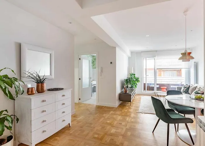 New Amara Friends & Families Parking Apartment