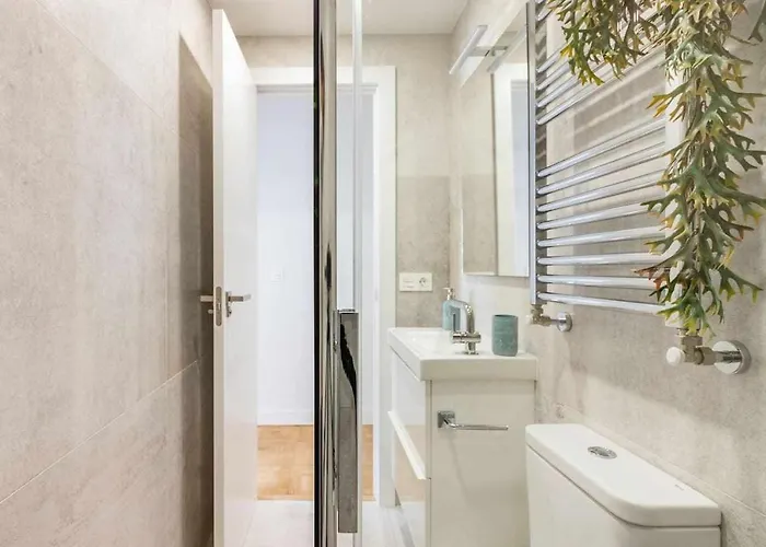 New Amara Friends & Families