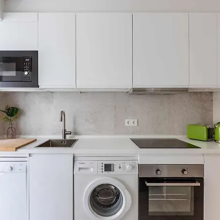 New Amara Friends & Families Parking Apartment *