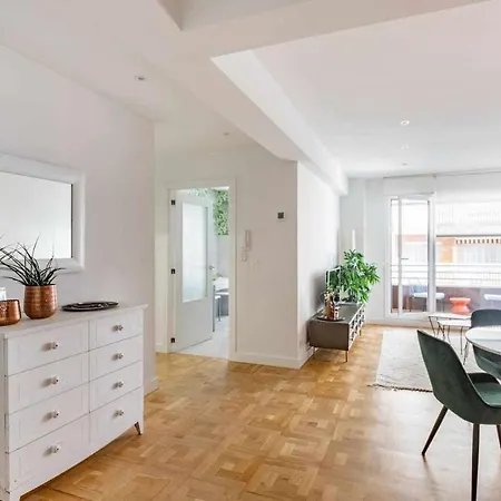 New Amara Friends & Families Parking Apartment